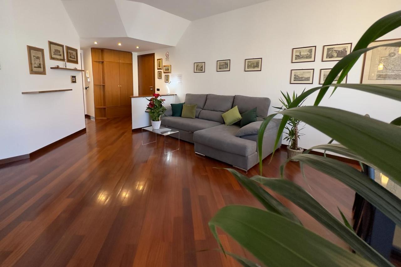Emeraldway - Bellissimo Appartamento In Zona Sempione-Tre Torri Milano Exteriör bild