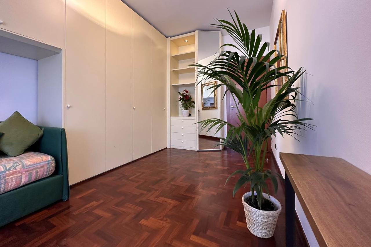 Emeraldway - Bellissimo Appartamento In Zona Sempione-Tre Torri Milano Exteriör bild